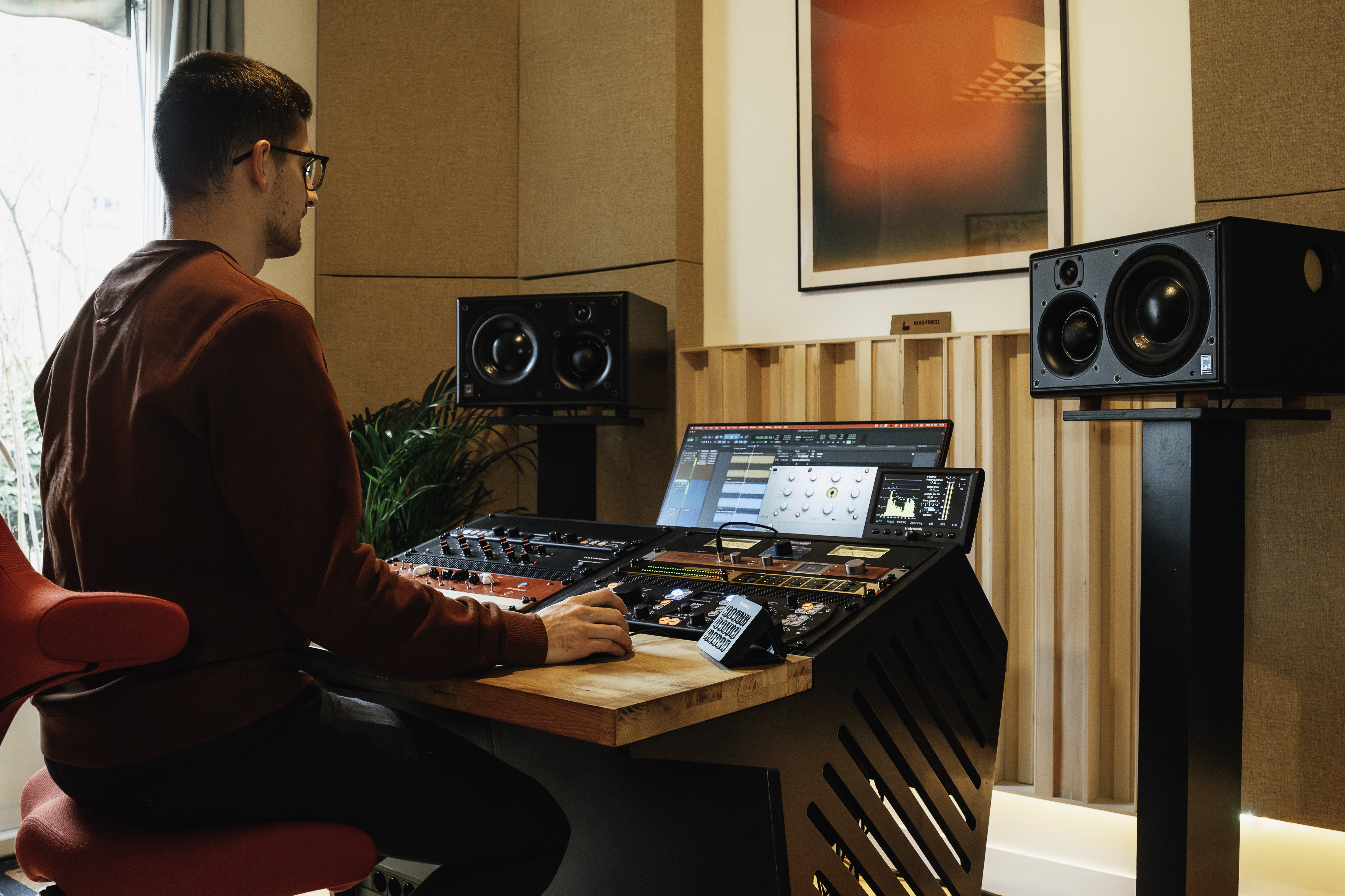 studio speaker 2 mbe